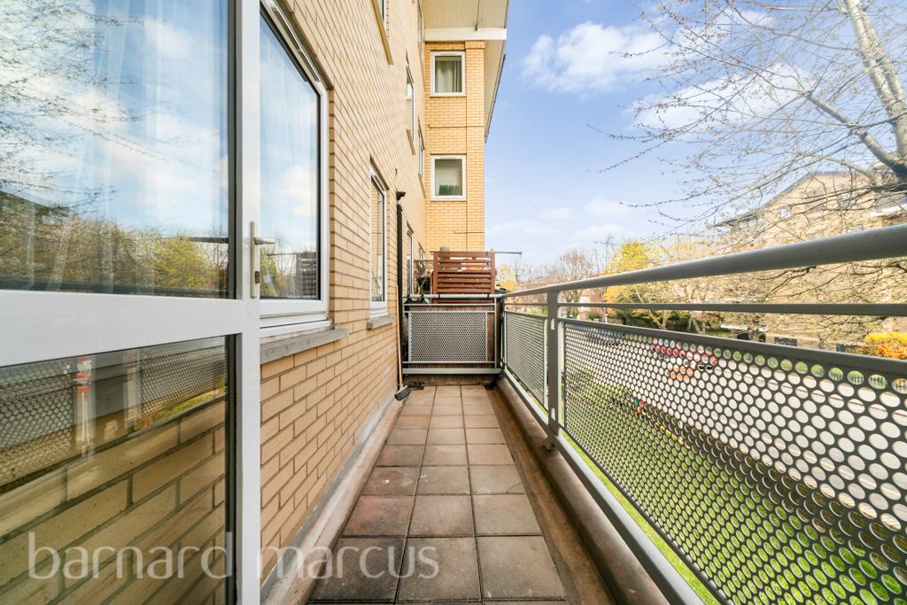 Property photo 2 of 8 Image