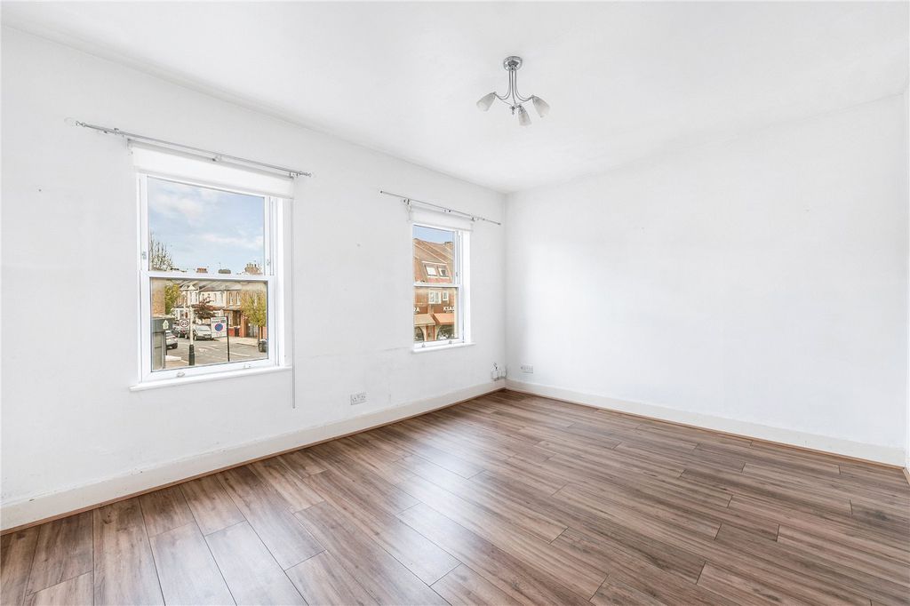 Property photo 2 of 10 Reception Room