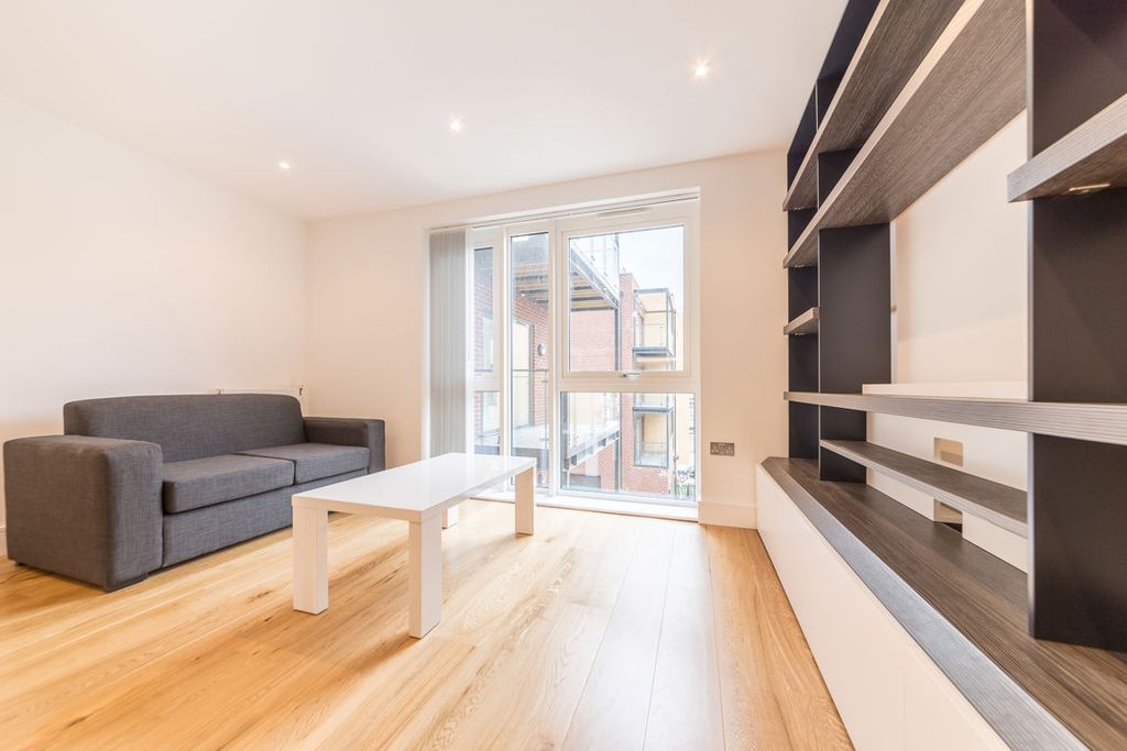 Property photo 1 of 8