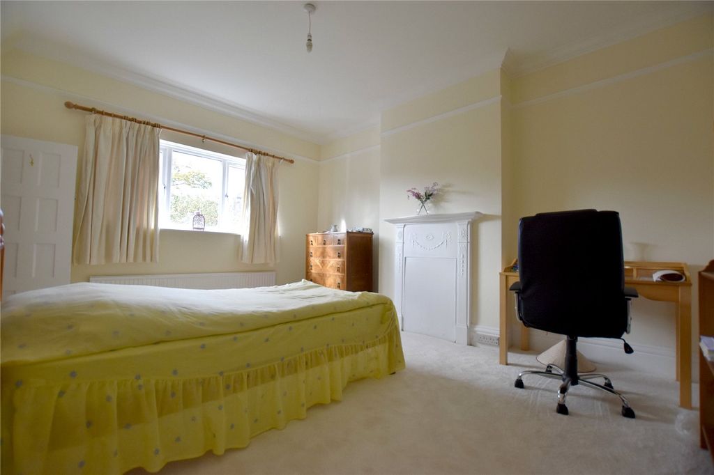 Property photo 3 of 11 Picture No. 19