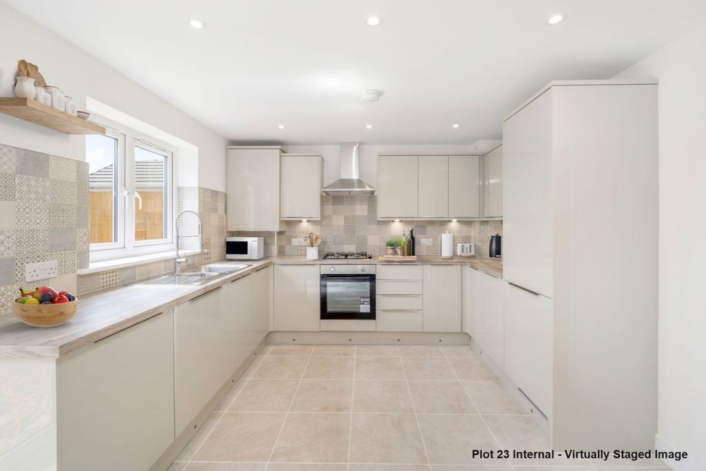 Property photo 2 of 17 Virtual Furniture-2