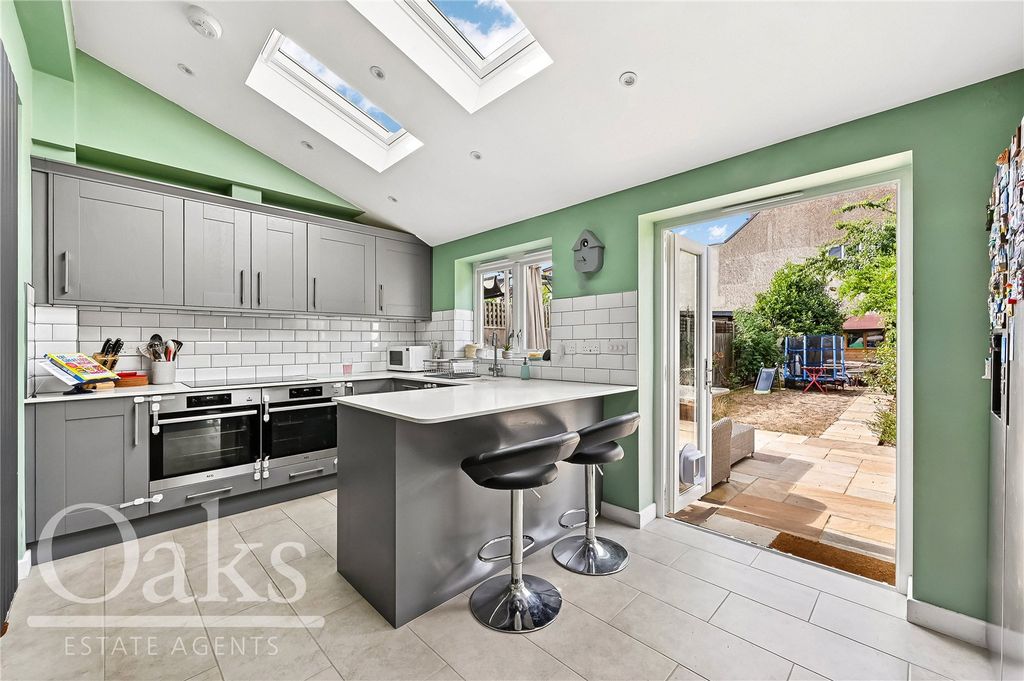 Property photo 2 of 12 Picture No. 03