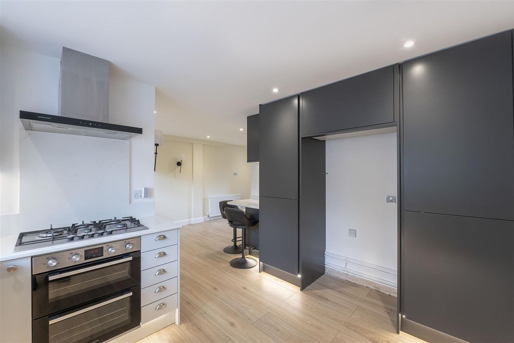 Property photo 3 of 12 Dsc_5856.Jpg