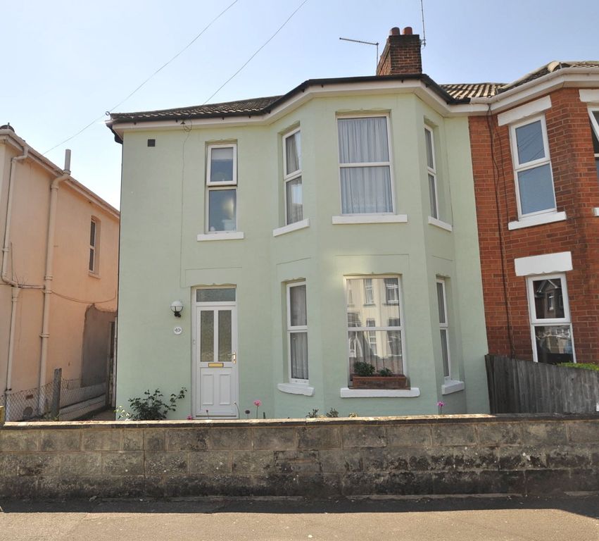 Property photo 1 of 12 Front
