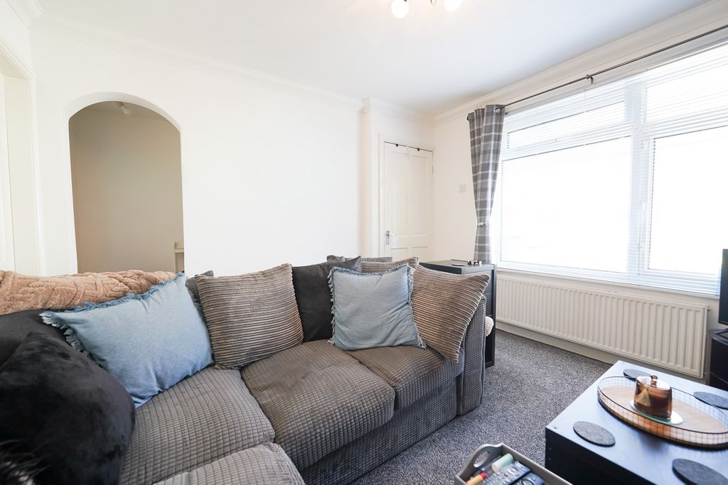 Property photo 3 of 18 Dsc00656