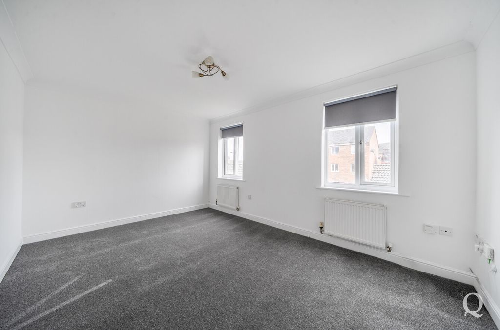 Property photo 3 of 22 B7063Ff6-d556-42c...