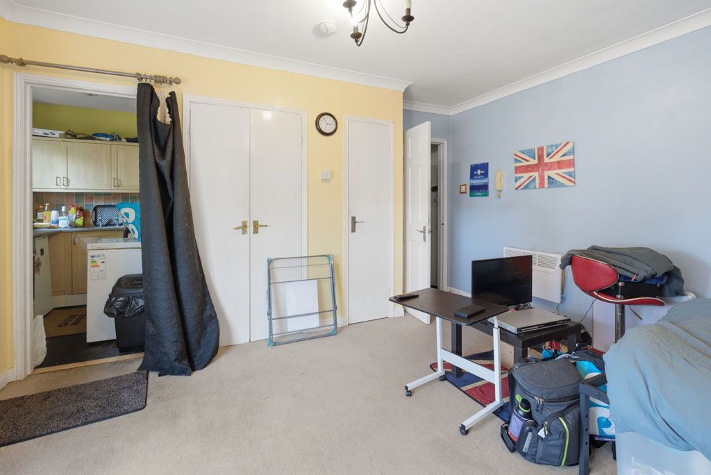 Property photo 3 of 11