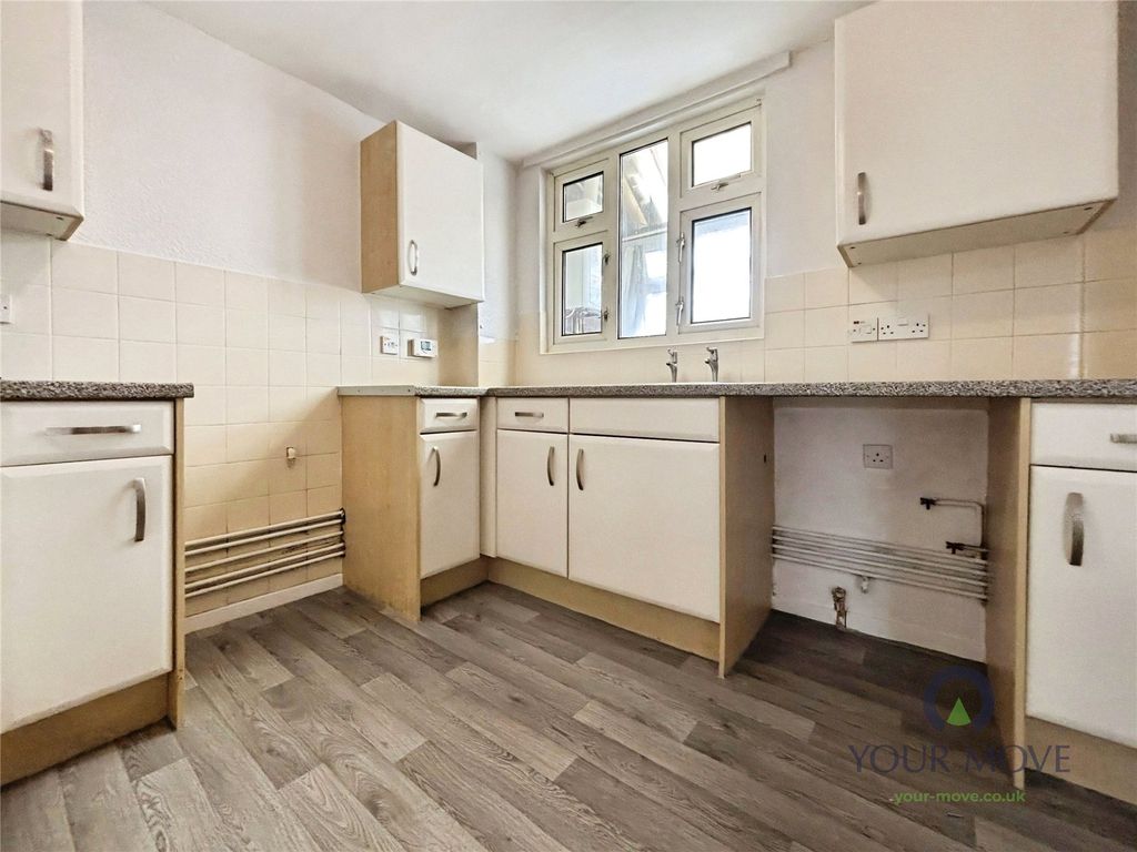 Property photo 2 of 8 Picture No. 06