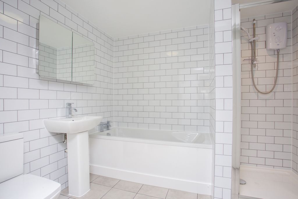 Property photo 2 of 8 2.Jpg