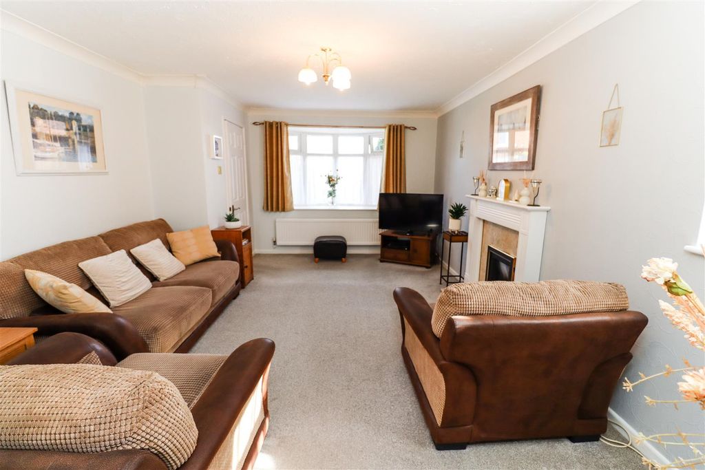 Property photo 3 of 19 Img_5535.Jpg