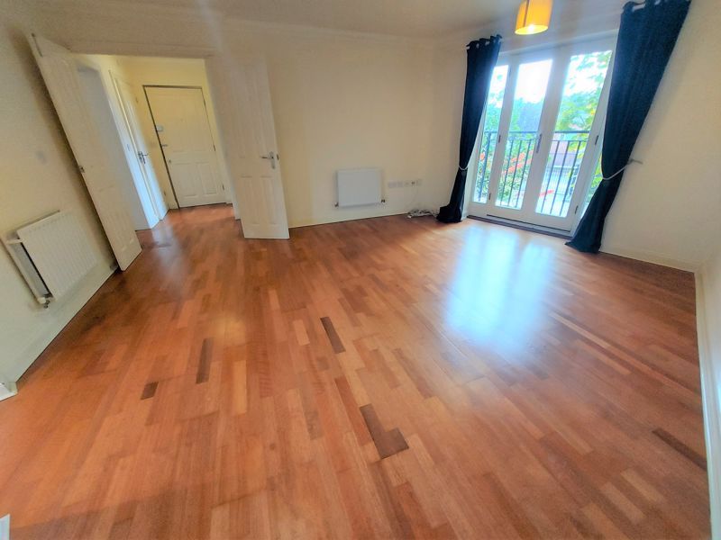 Property photo 3 of 20 Photo 11