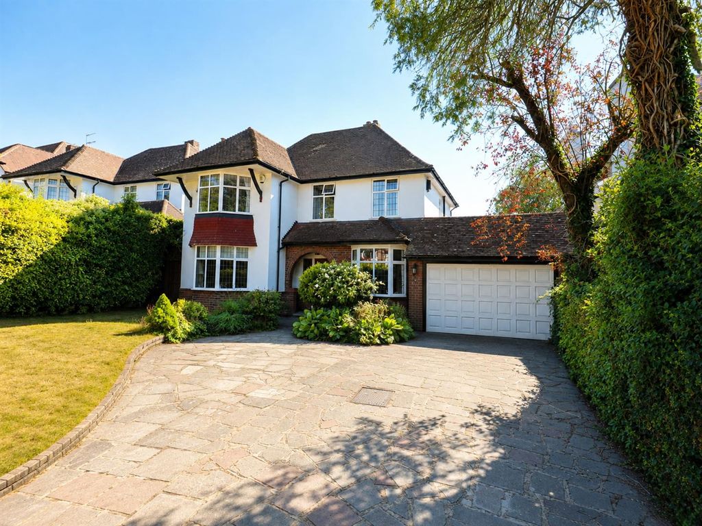 Property photo 1 of 20 Fef8Ae1d-Fa61-4327-A71c-652d15778776.Png