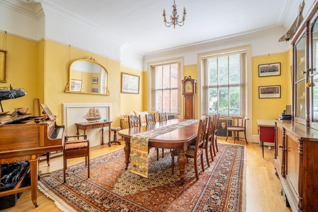 Property photo 3 of 24 C-18.Jpg