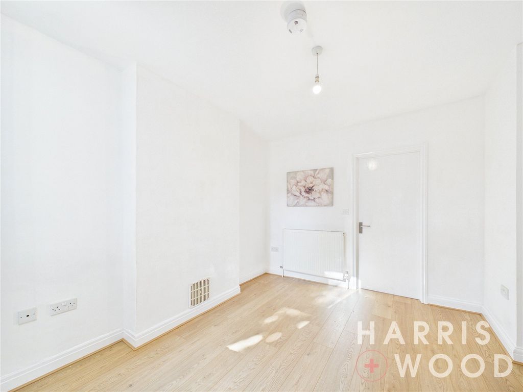 Property photo 3 of 16 Picture No. 07