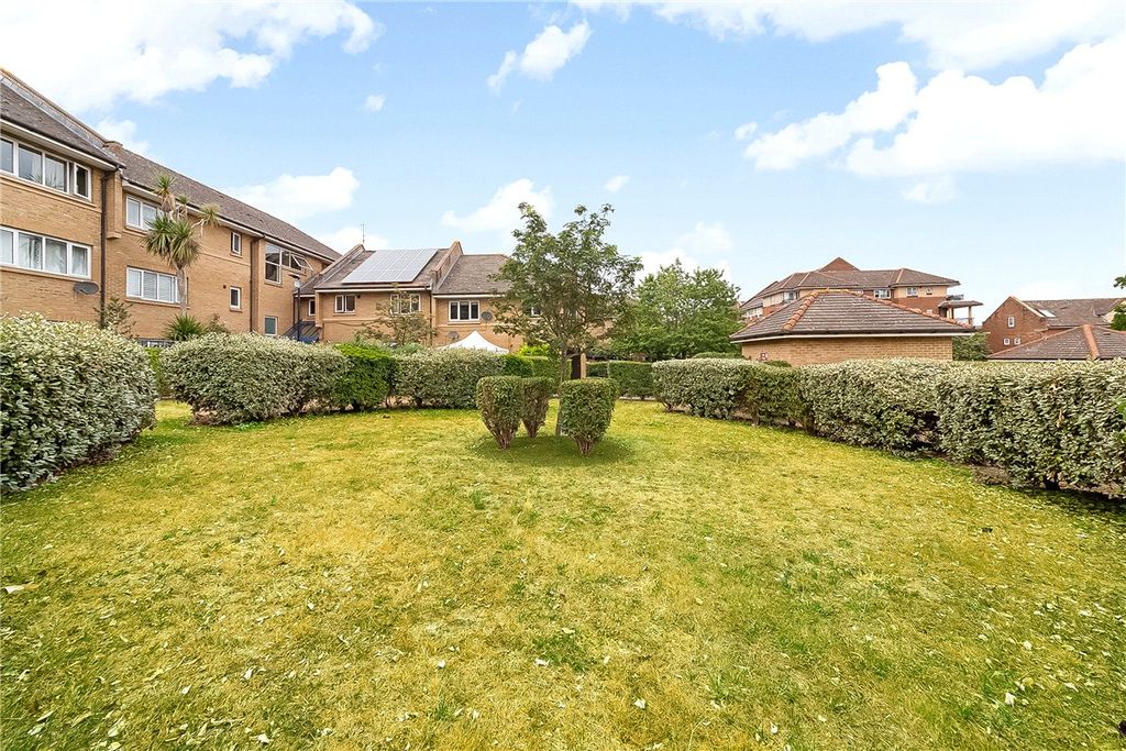Property photo 2 of 13 Picture No. 12