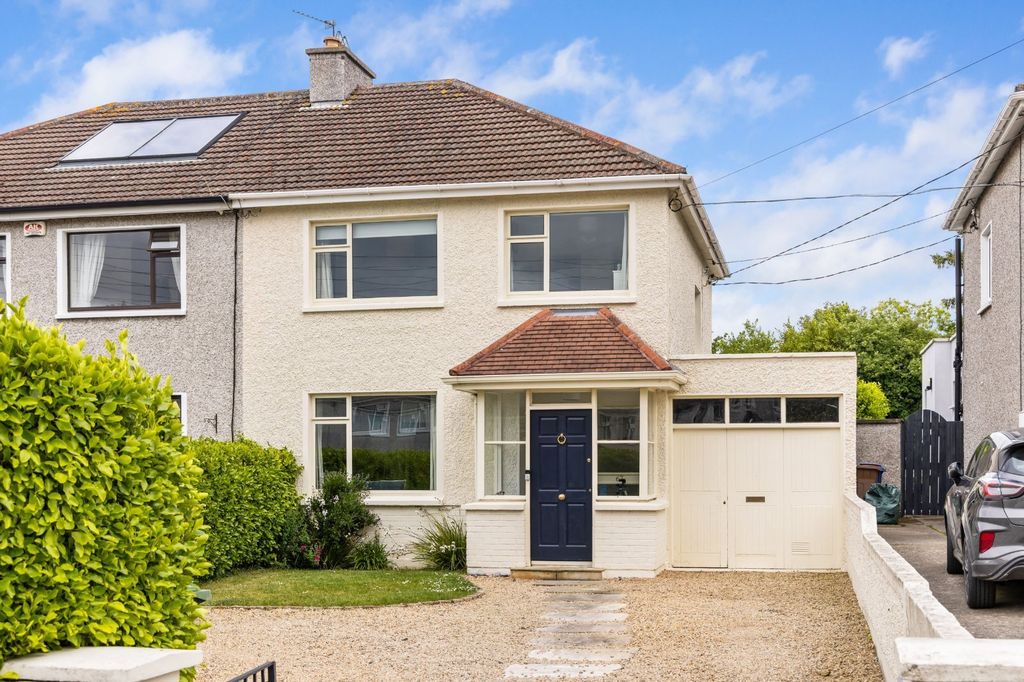 Property photo 1 of 18 Picture No. 01