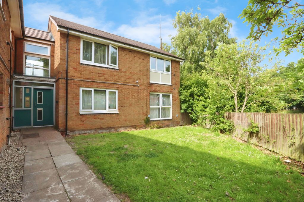 Property photo 2 of 15
