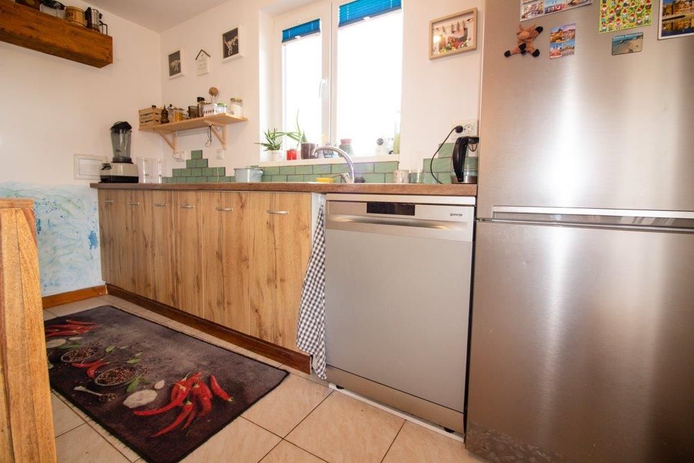 Property photo 3 of 40