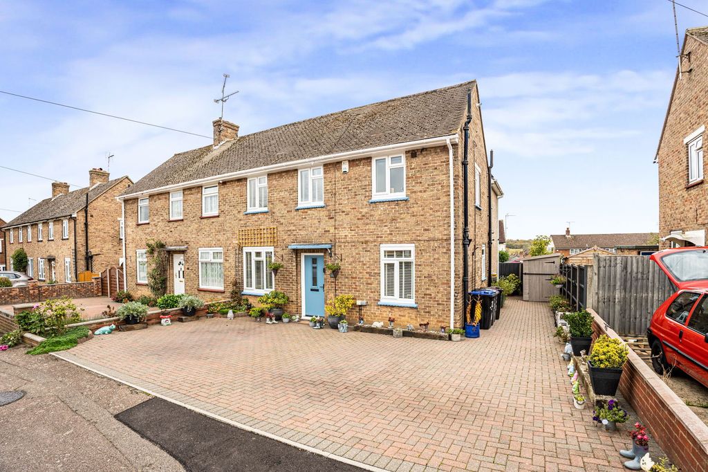 Property photo 1 of 26