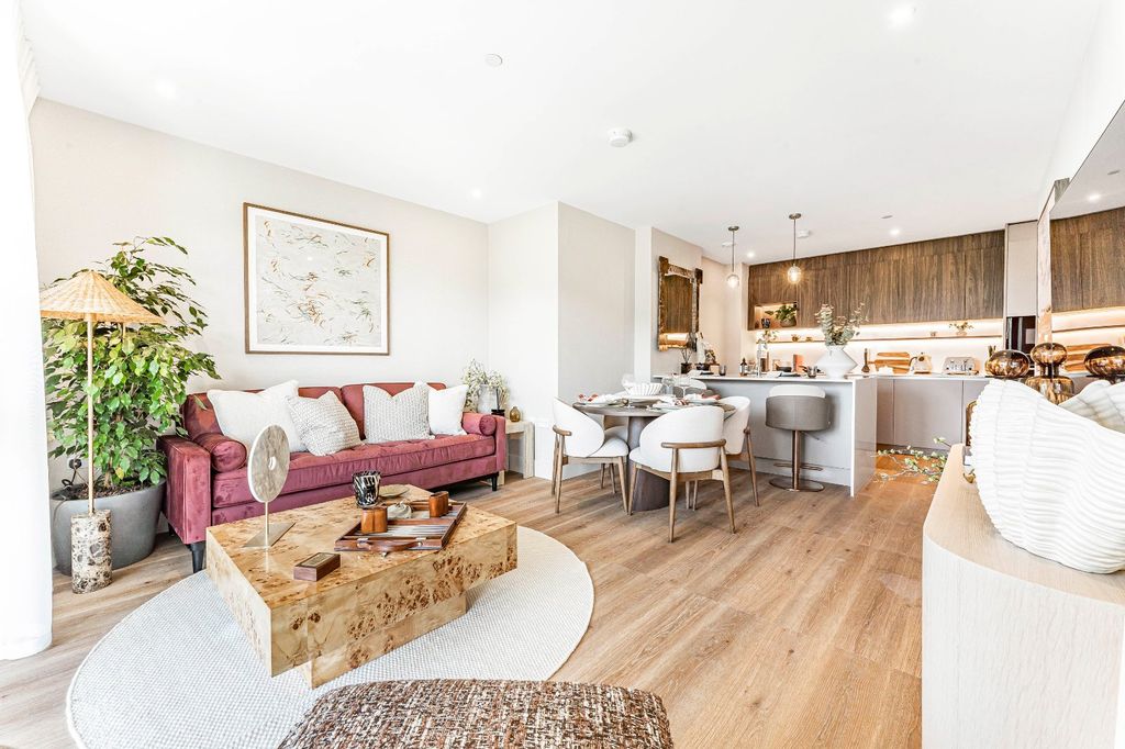 Property photo 3 of 29