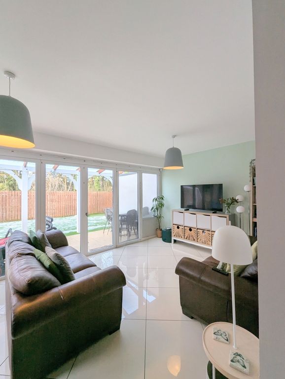 Property photo 2 of 26