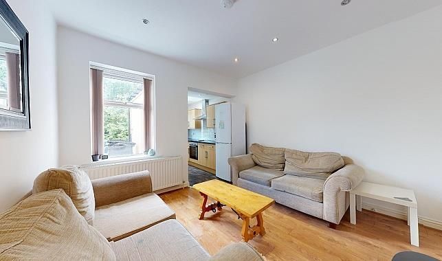 Property photo 1 of 10 Bright, Unfurnished Living Room With Two Comfortab...