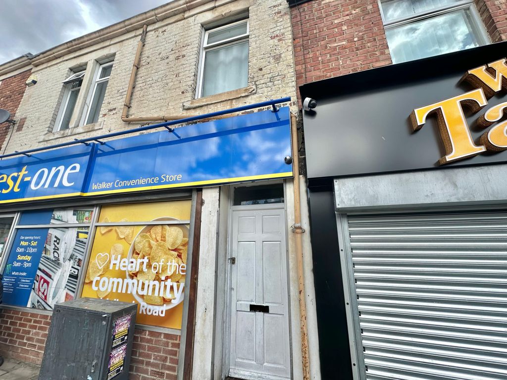 Property photo 1 of 10 4 Bed Maisonette To Let
