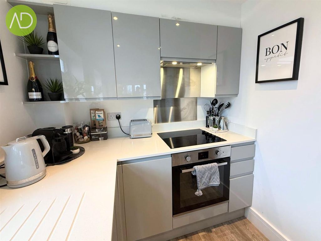 Property photo 3 of 15 17.Jpg