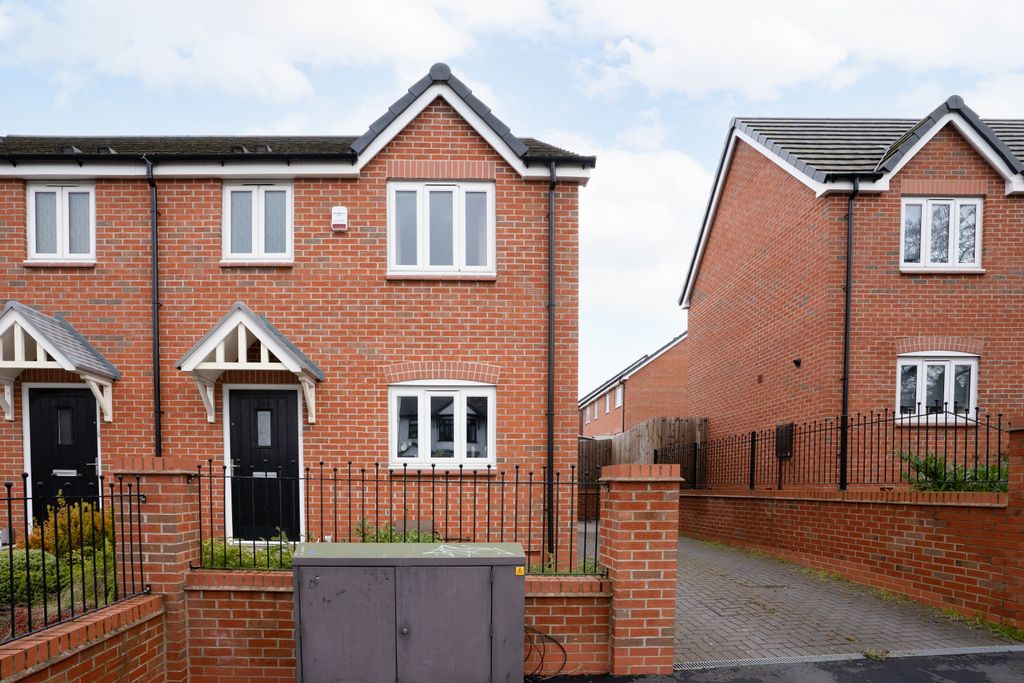 Property photo 1 of 13 Photo 1