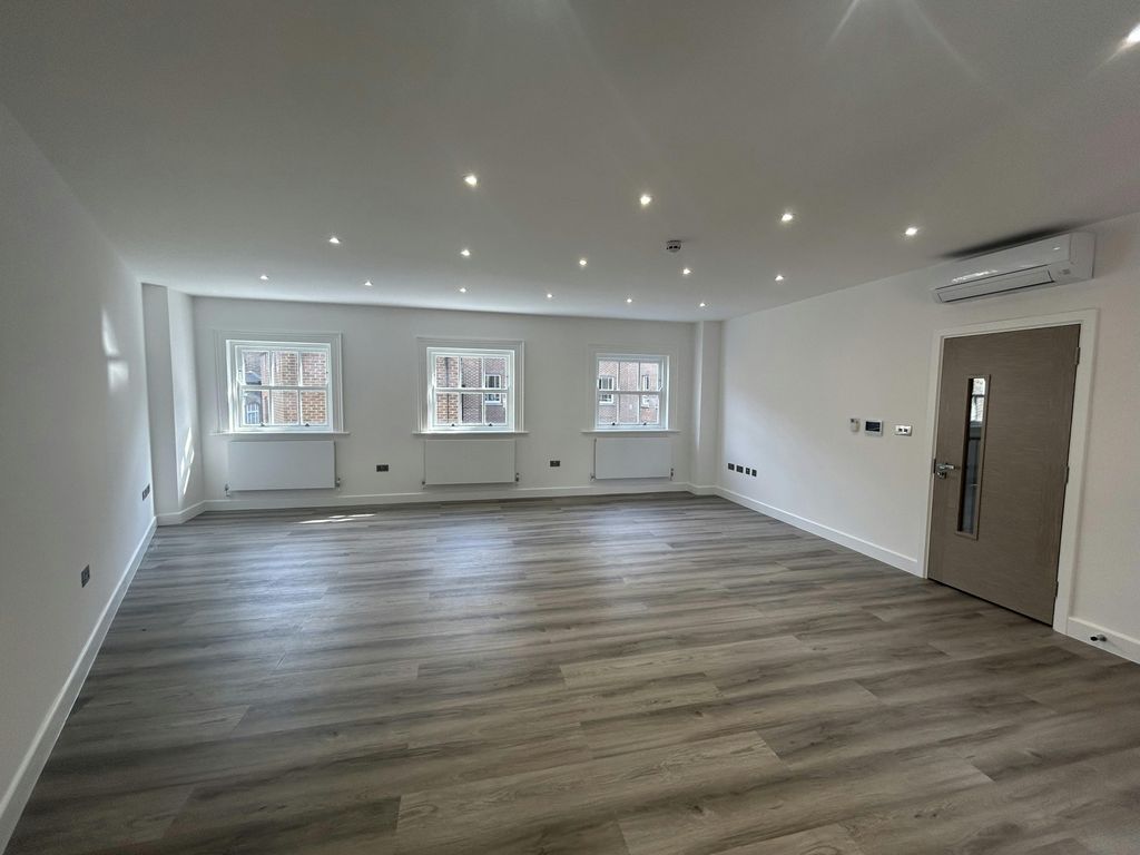Property photo 3 of 11 Img_2319.Jpg