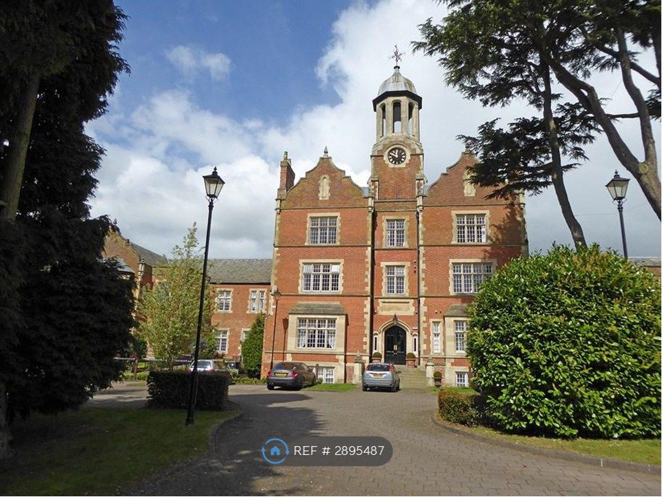 Property photo 1 of 8 Hatton Park Main Buiding