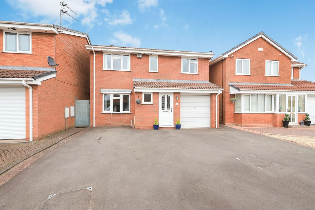 Property photo 1 of 17