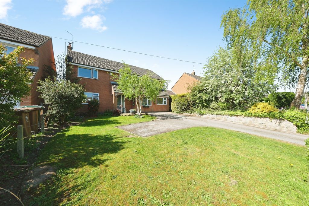 Property photo 1 of 26
