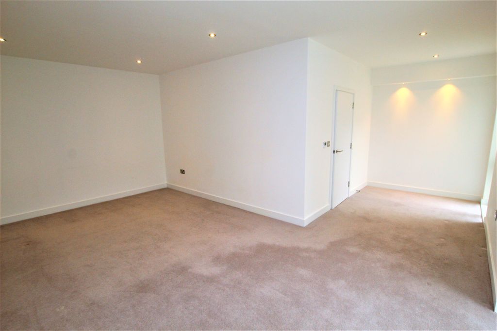 Additional image 15 of 5 bed terraced house to rentKnightly Avenue, Cambridge CB2