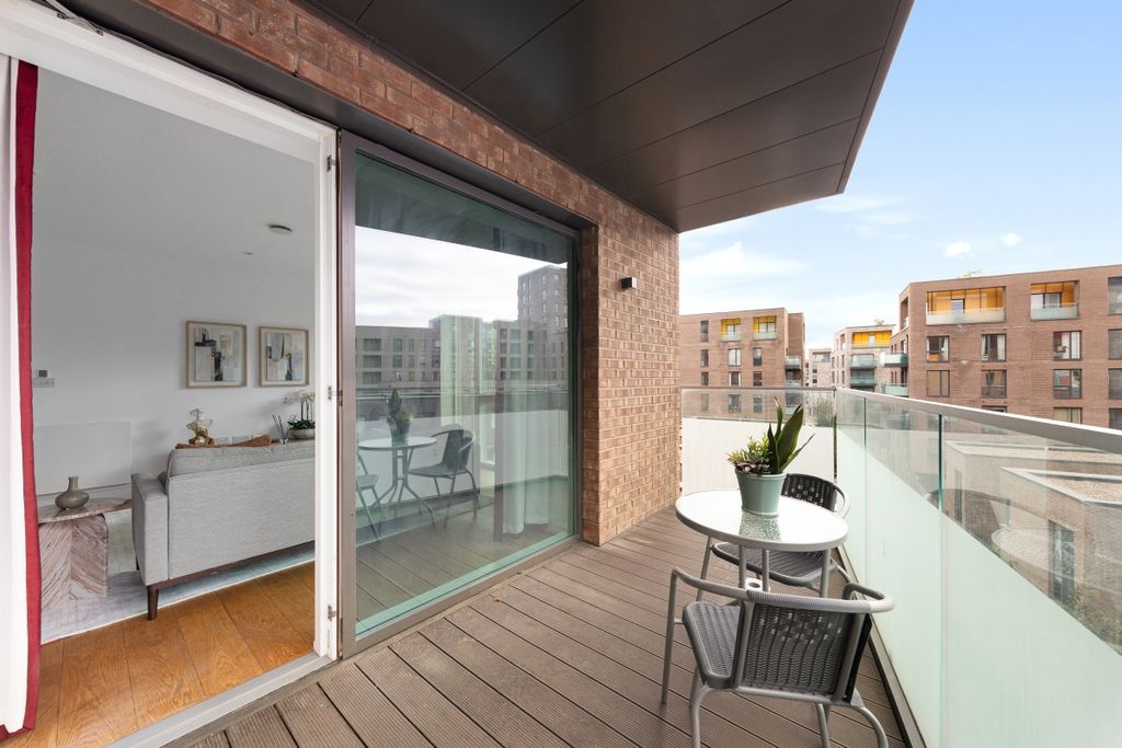 Property photo 2 of 15 094A2726