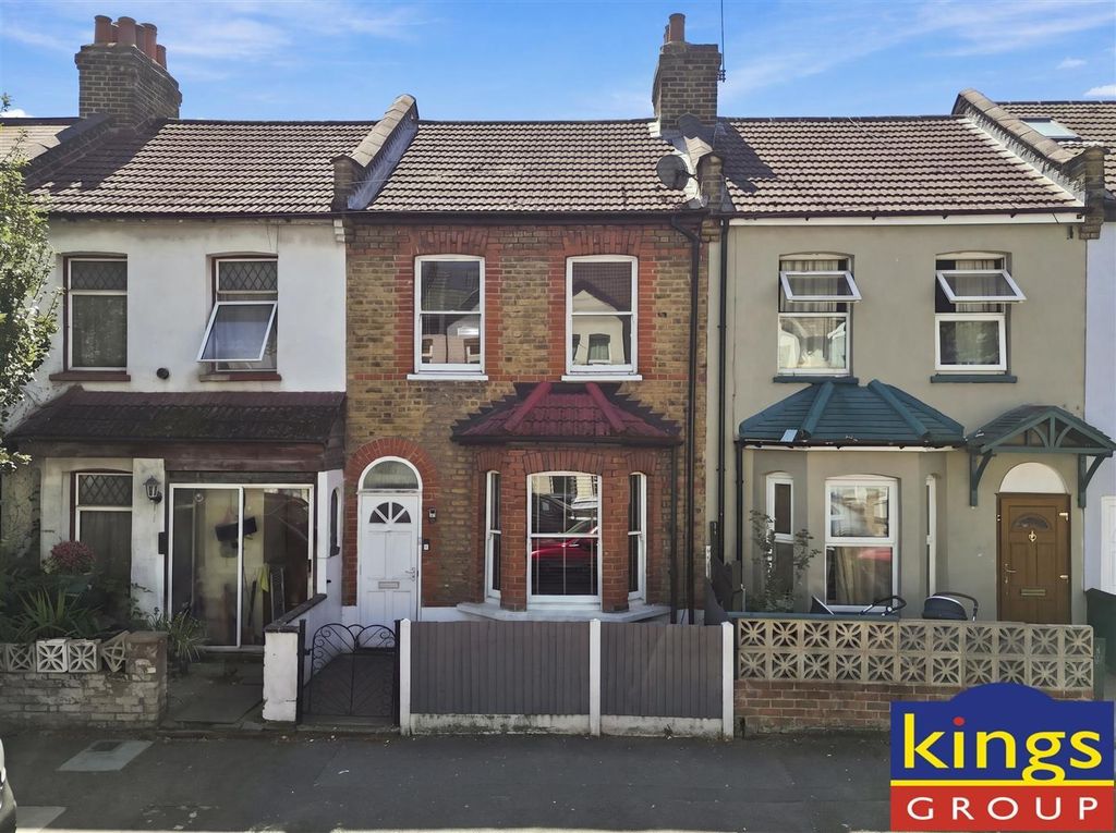 Property photo 1 of 18