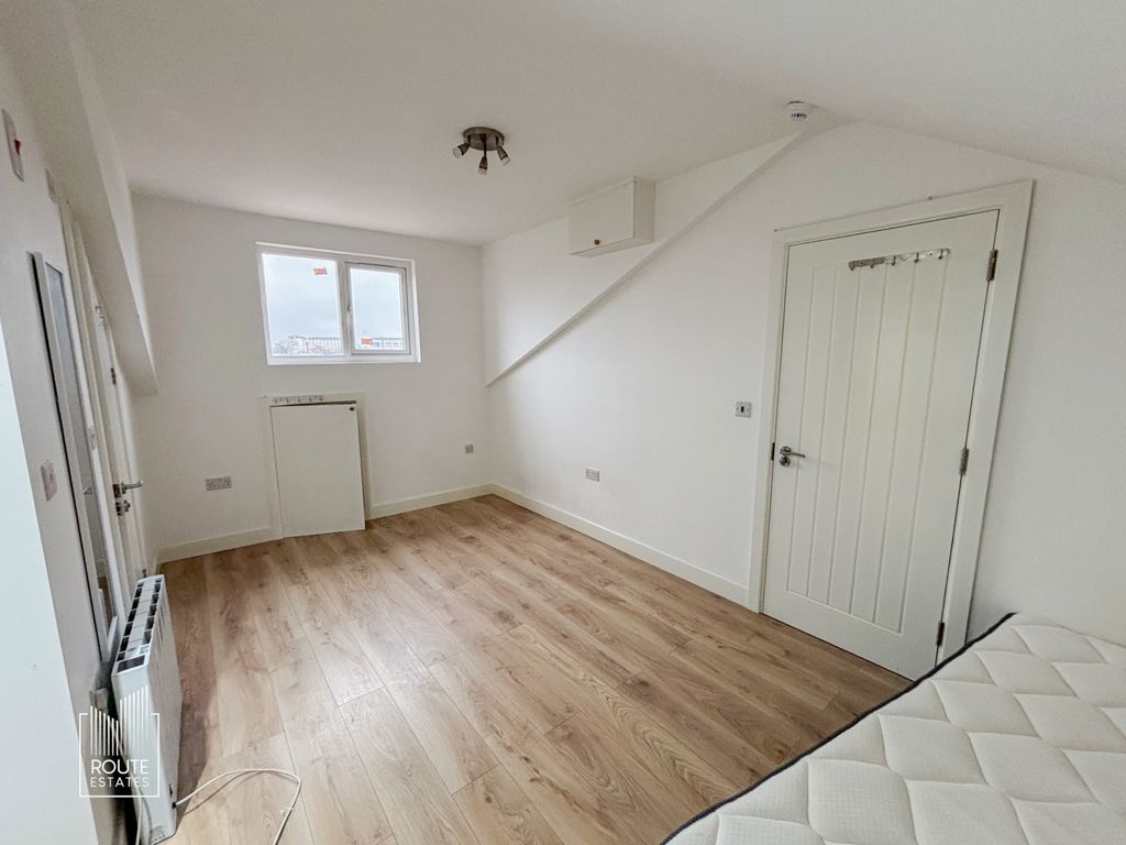 Property photo 1 of 6 Photo 1