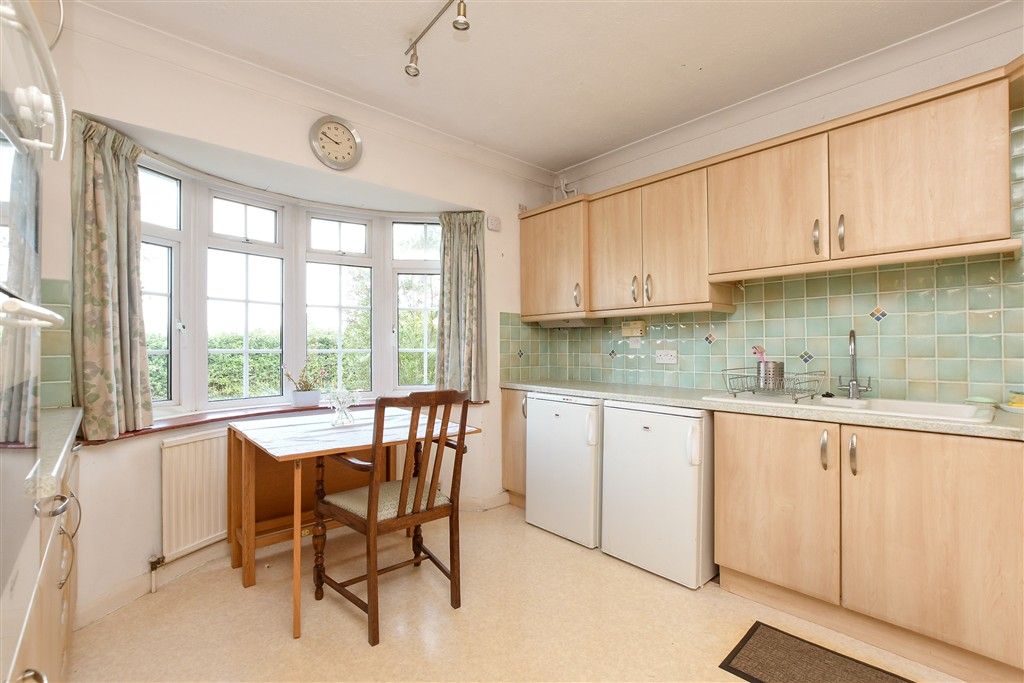 Property photo 1 of 24 Kitchen/Breakfast Room