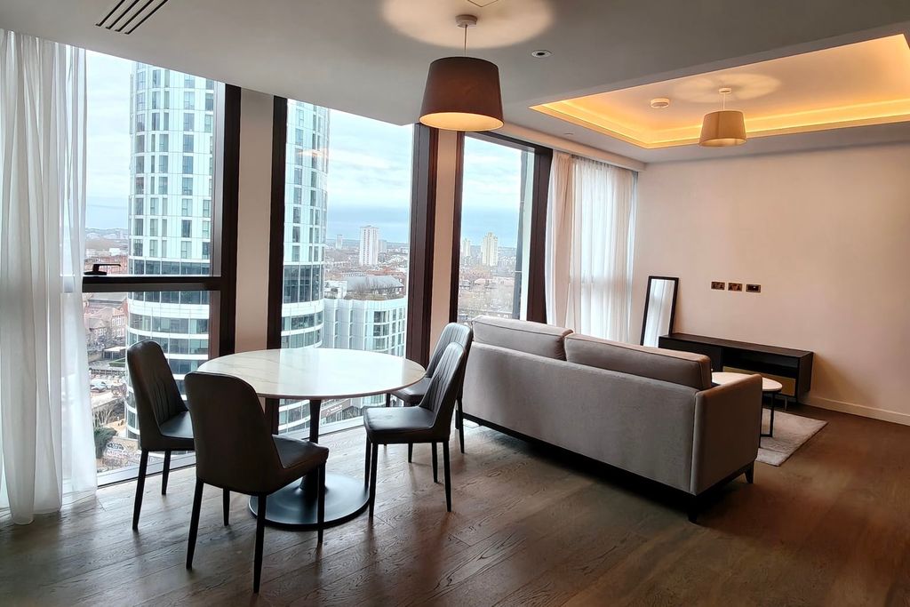 Property photo 2 of 7