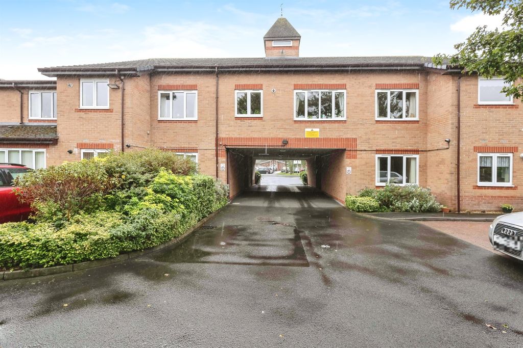 Property photo 3 of 17