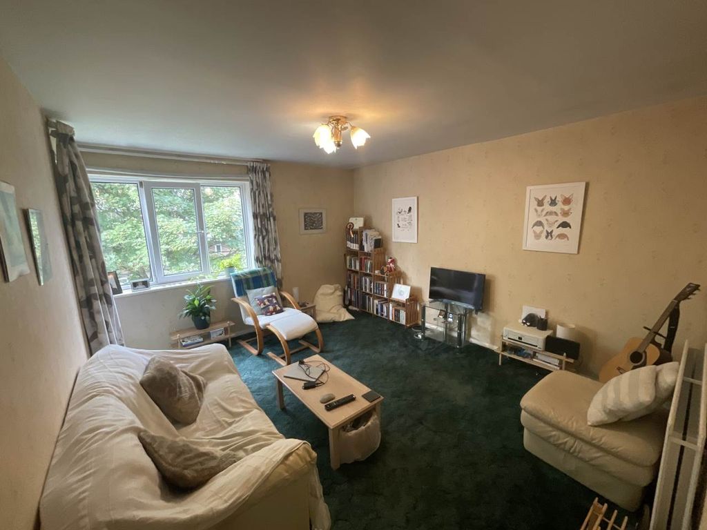 Property photo 3 of 4 Img_1418