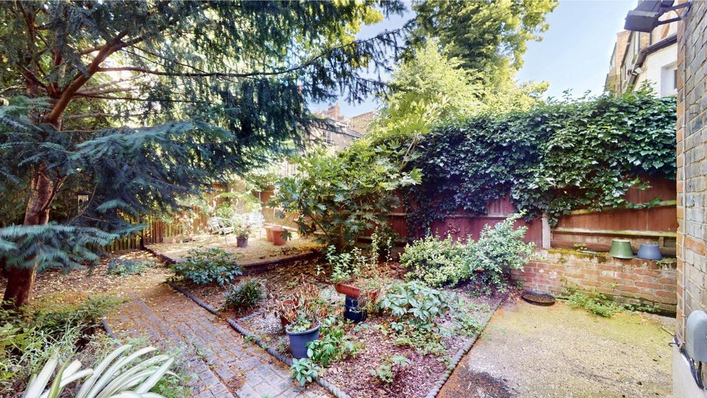Property photo 3 of 10