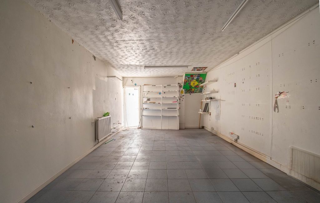 Property photo 3 of 12 Picture No. 09