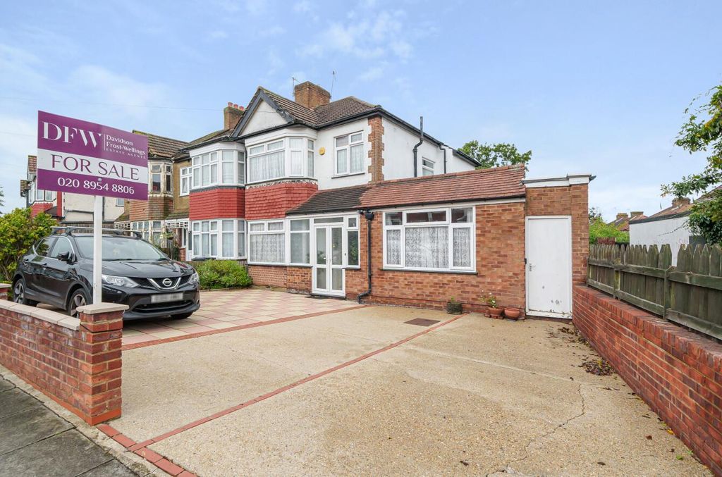 Property photo 1 of 16 Davidson Frost-Wellings, Dfw, Tiverton Road, Edgwa