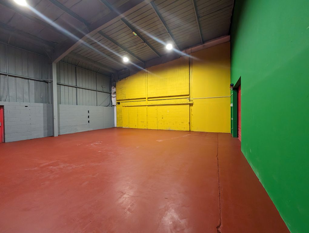Property photo 1 of 9