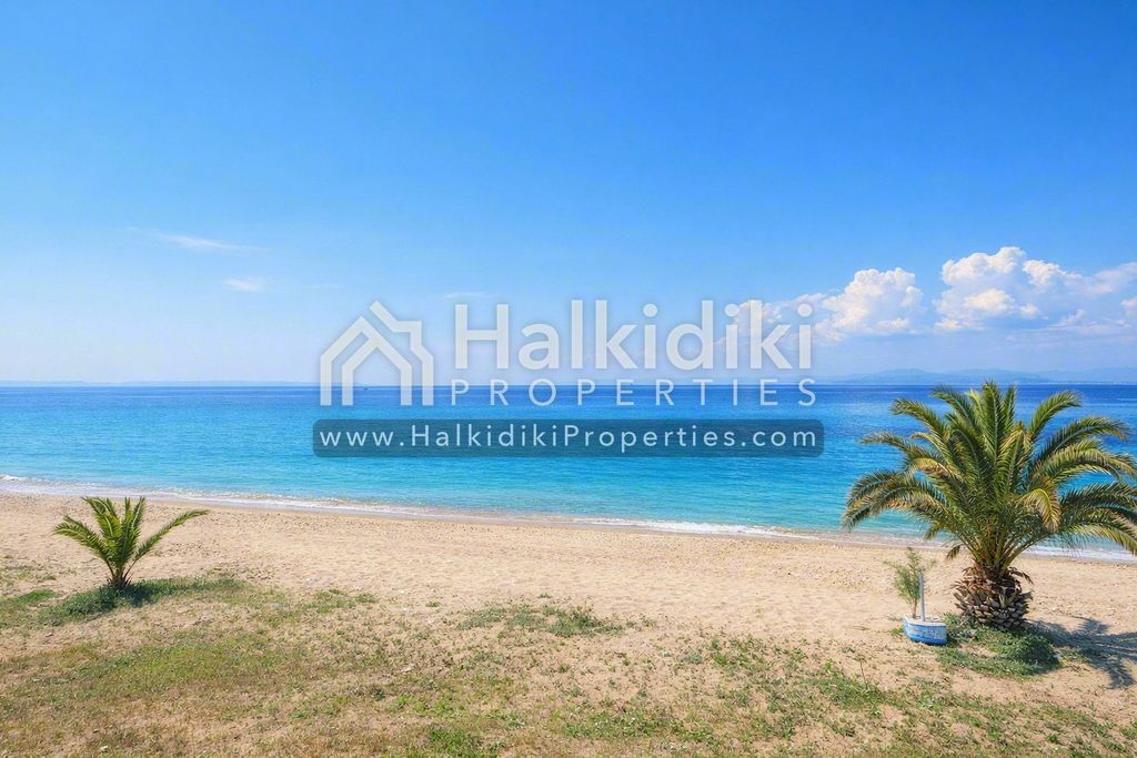 Property photo 1 of 15 Land Halkidiki Sozopoli