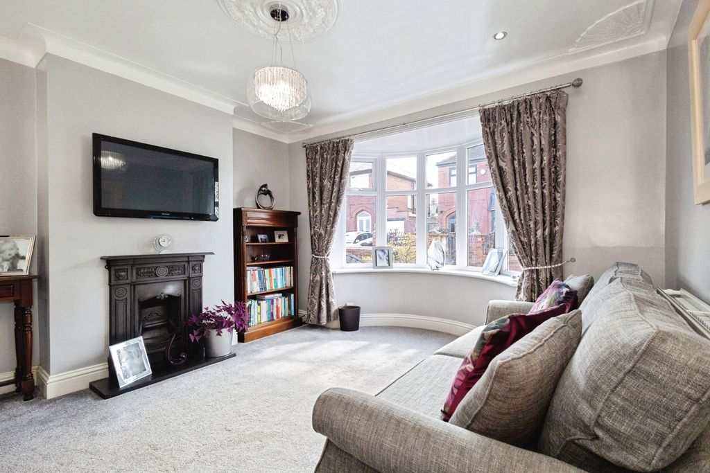 Property photo 3 of 24 Pbox-Img.Jpg