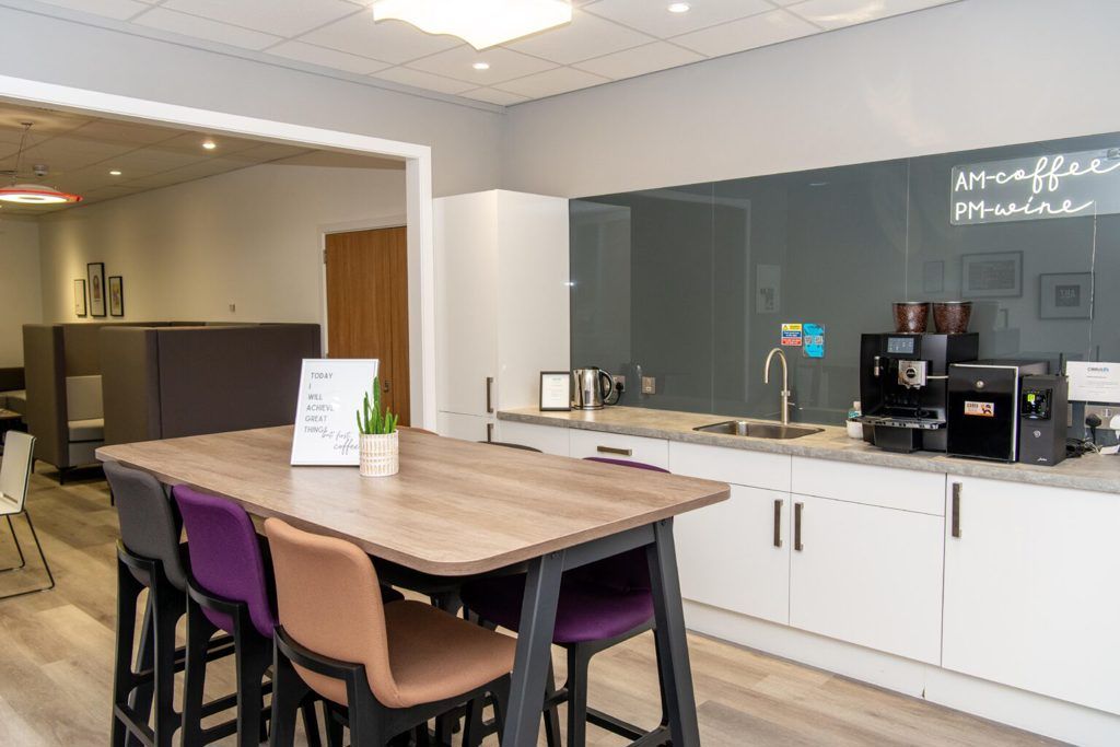 Property photo 3 of 8 Photo 8