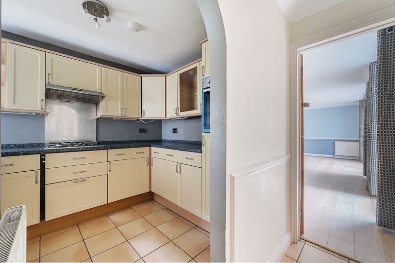 Property photo 2 of 14 Photo 8