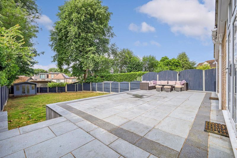 Property photo 3 of 41 Photo 39